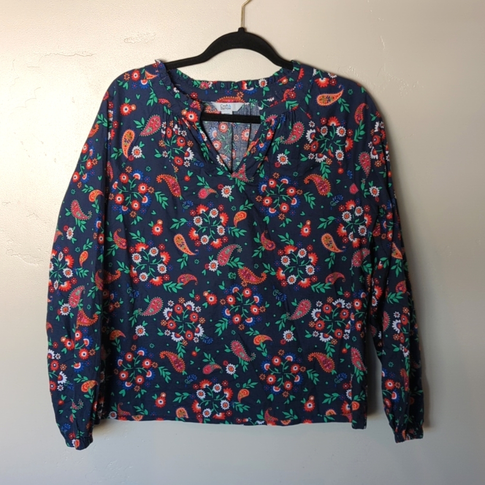 Croft & Barrow Blue Floral Paisley V Neck Relaxed Fit Shirt Petite M
